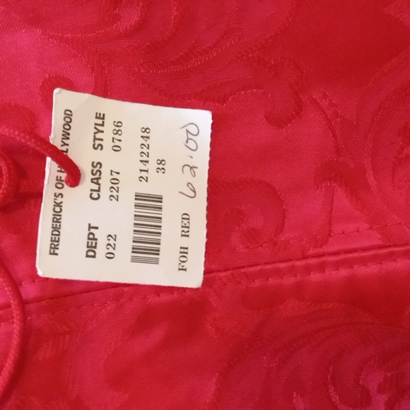 Intimate sleepwear for sexy time - Picture 2 of 3